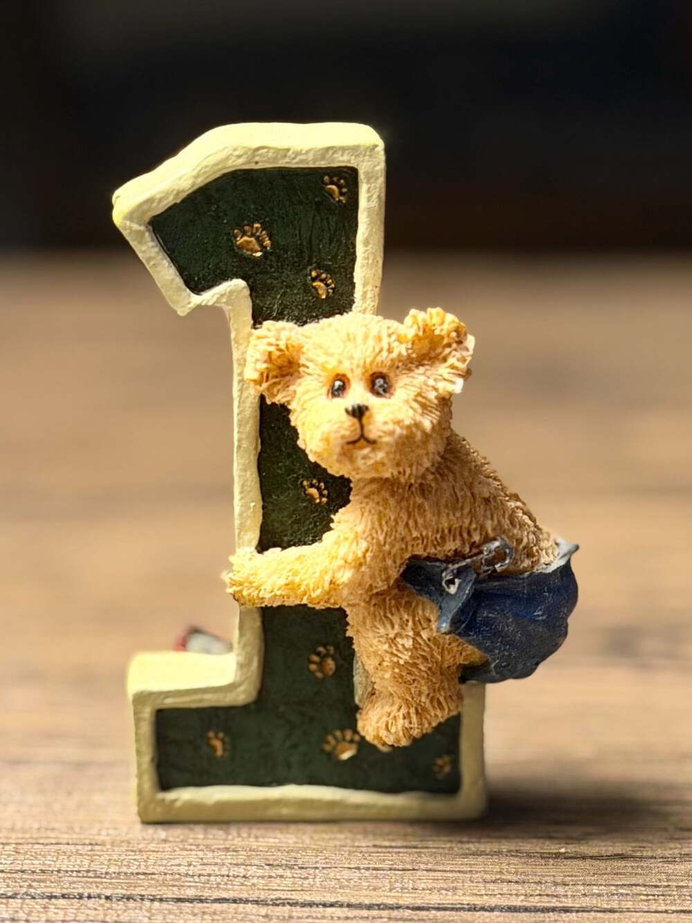 Boyds Bears Beanster Number 1 Bearstone Collection Figurine